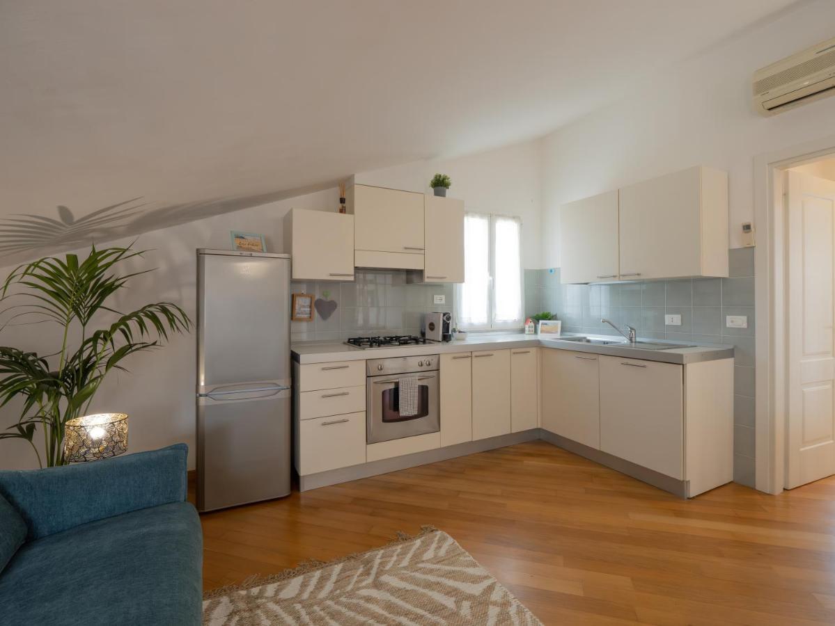 Appartamento Mimosa "A Casa Felice" Pietra Ligure Zewnętrze zdjęcie